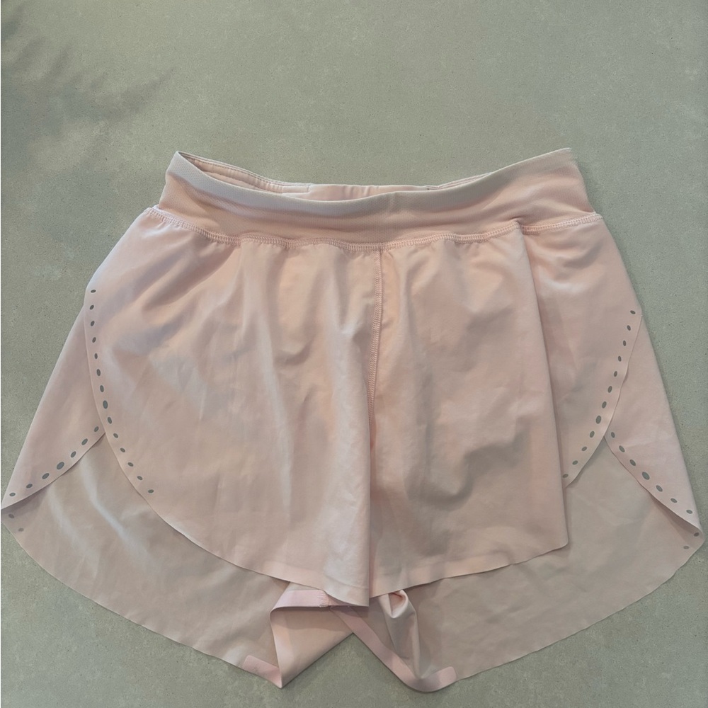 Lululemon Athletica Find Your Pace Strawberry Milkshake Shorts. Size 2